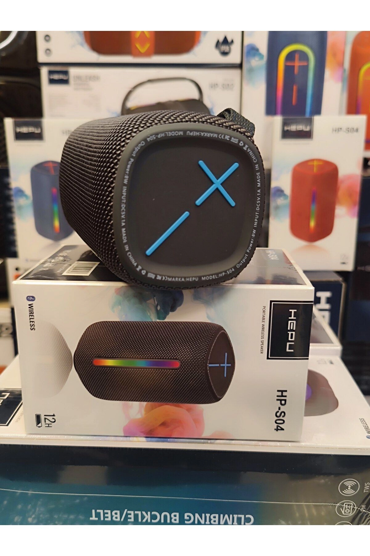 HP-S04 Taşınabilir Şarjlı Bluetooth Hoparlör Rgb Usb Aux Tf 1200 Mah 3 inc