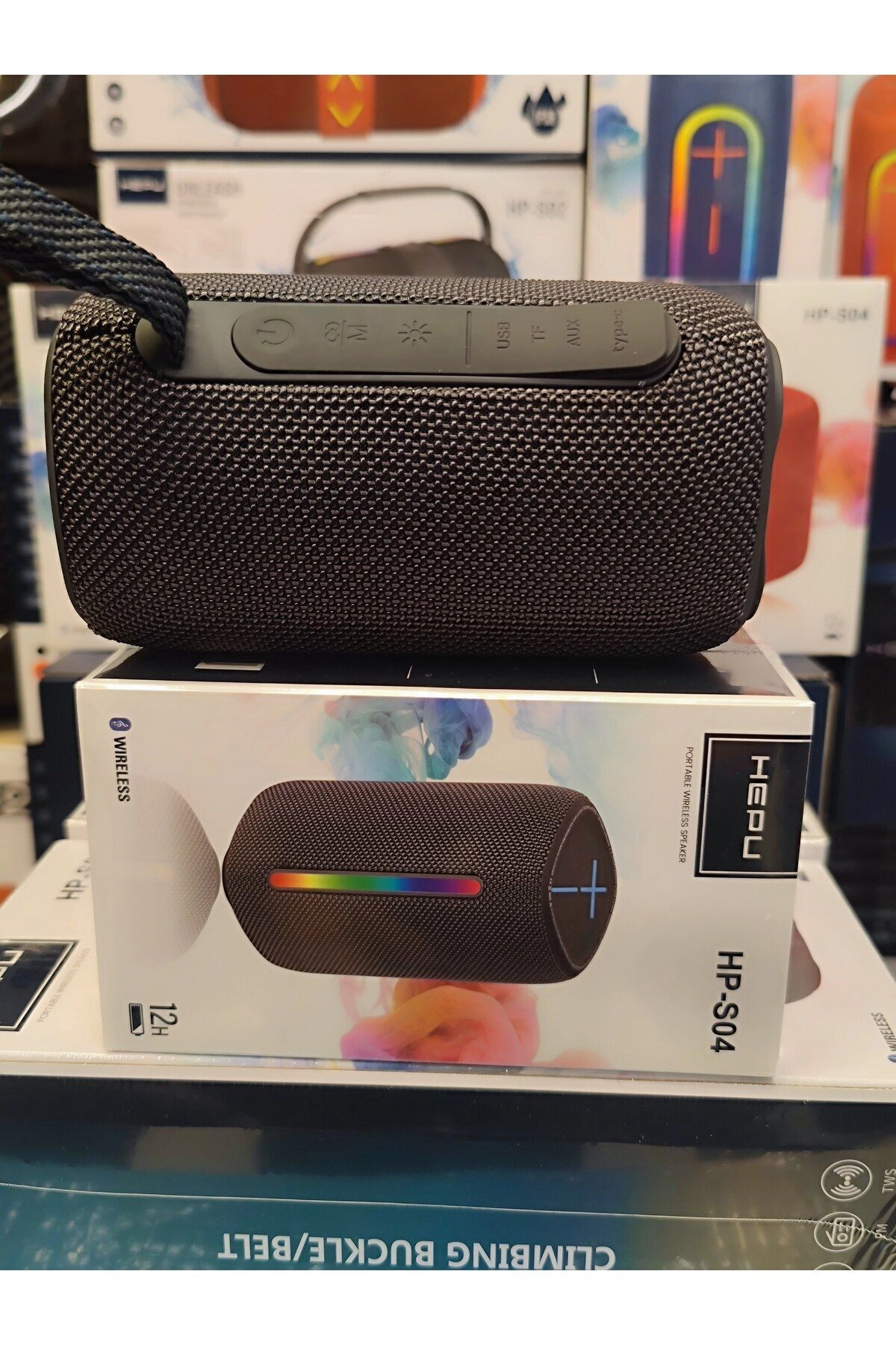 HP-S04 Taşınabilir Şarjlı Bluetooth Hoparlör Rgb Usb Aux Tf 1200 Mah 3 inc