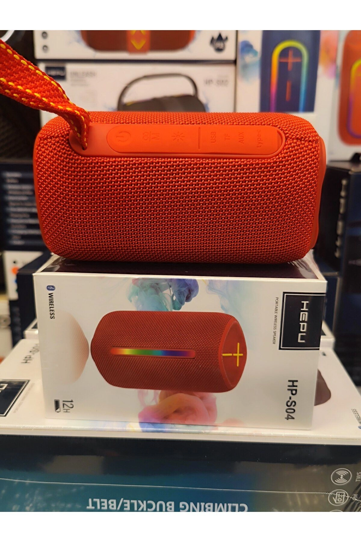 HP-S04 Taşınabilir Şarjlı Bluetooth Hoparlör Rgb Usb Aux Tf 1200 Mah 3 inc