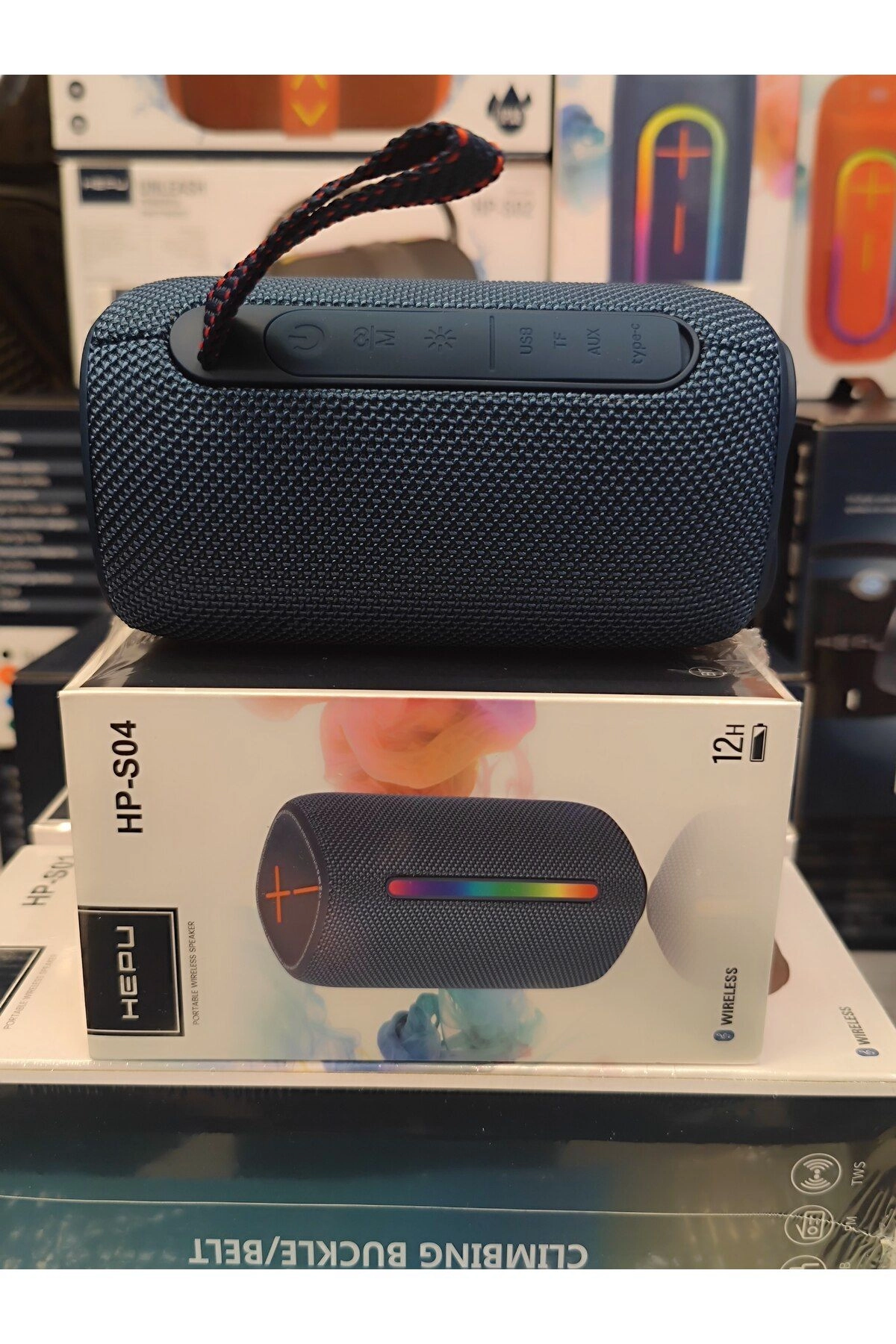 HP-S04 Taşınabilir Şarjlı Bluetooth Hoparlör Rgb Usb Aux Tf 1200 Mah 3 inc