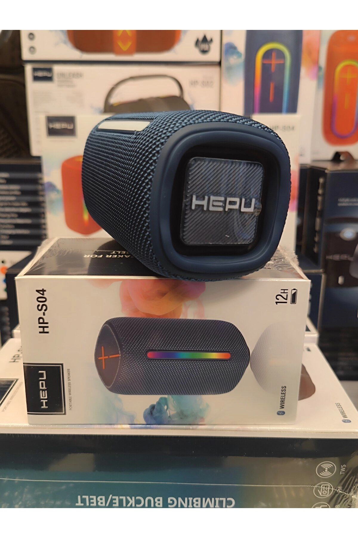 HP-S04 Taşınabilir Şarjlı Bluetooth Hoparlör Rgb Usb Aux Tf 1200 Mah 3 inc