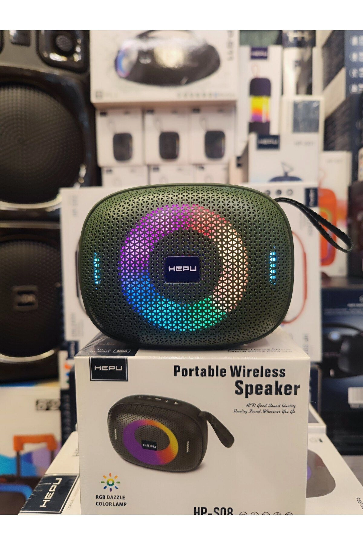 HP-S08 Taşınabilir Şarjlı Bluetooth Hoparlör Rgb Usb Aux Tf 1500 Mah Joyous Sound TWS