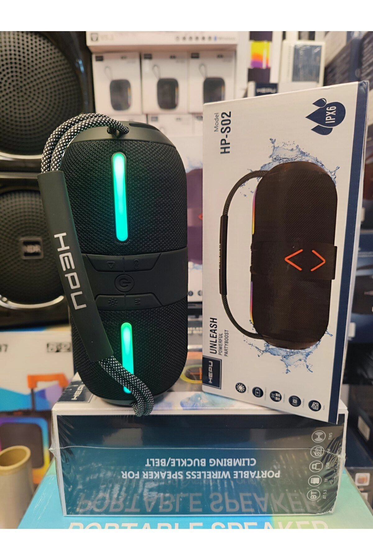 HP-S02 Taşınabili Şarjlı Bluetooth Hoparlör Rgb Usb Aux Tf 1500 Mah 15 w Rms